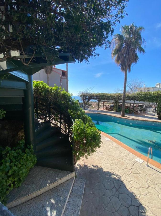 Nonna'S Boutique Hotel Dhermi Exterior photo